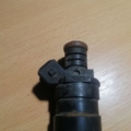 Форсунка бензинова 2,0 Audi 100 C4 1990-1994 037906031P