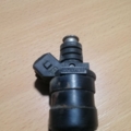 форсунка бензинова 2,0 Audi 100 C4 1990-1994 037906031P