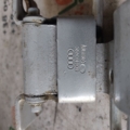 Петля двері задньої правої нижня Audi A4 B5 (1994-2001) 8D0833412C