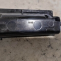 Попельничка Audi A4 B6 (2000-2006) 8E0857989B