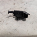 вимикач контролю положення ручного гальма Audi A4 B6 1H0947561A
