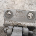 Петля дверей задня верхня Audi A6 C4 (1994-1997) 4A0833401