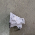 Кронштейн подушки двигуна правий Audi A6 C5 (1997-2004) 4B0199308