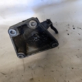 Кронштейн подушки двигуна правий Audi A6 C5 (1997-2004) 4B0199308