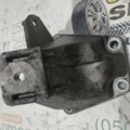 Кронштейн подушки двигуна правий Audi A6 C5 (1997-2004) 4B0199308E