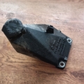 кронштейн подушки (опори двигуна, лівої) Audi A6 C5 (1997-2004) 4B0199305A