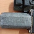 Мотор склопідйомника передній лівий Audi A6 C5 (1997-2004) 0130821775