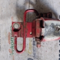 Петля двери передней правой Audi A6 C5 (1997-2004) 4B0831412A