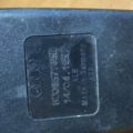 Замок ремня безпеки задній подвійний Audi A6 C5 (1997-2004) 8D0857739D