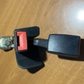 Замок ремня безпеки задній подвійний Audi A6 C5 (1997-2004) 8D0857739D