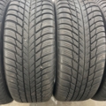 Автошина Bridgestone Blizzak LM001 205 /55 R17 91H Зимова 7мм Вживаний