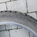 Автошина Kumho Izen kw27 205 /45 R17 84V Зимова 4мм Вживаний
