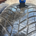 Автошина Roadstone  Nblue 4season suv 235 /65 R17 108V  6мм Вживаний