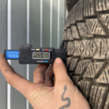Автошина Roadstone Winguard ice plus 185 /65 R15 92T Зимова  Вживаний