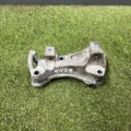 Кронштейн подушки двигуна правий Citroen C4 I (2004-2010) 9645382880