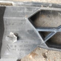 решітка радіатора центральна Citroen C4 Picasso I (2006-2013) 9680403177