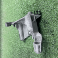 Опора кронштейн двигуна правий Dacia Logan 2004–2012 8200414226