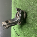 Цапфа передня ліва (поворотний кулак / ступиця) з ABS Ford Kuga MK1 (2008-2012) 1674671
