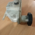 БАЧОК ГИДРОУСИЛИТЕЛЯ CONNECT 02-06 Ford Transit Connect (2002-до тепер) 7T163R700AC