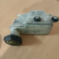 БАЧОК ГИДРОУСИЛИТЕЛЯ CONNECT 02-06 Ford Transit Connect (2002-до тепер) 7T163R700AC