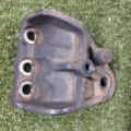 Кронштейн подушки двигуна правий Hyundai Santa Fe CM (2006-2012) 218252B200