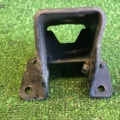 Кронштейн опори двигуна правий Hyundai Terracan HP (2001-2007) 0K88R39020A