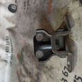 Петля задніх правих дверей нижня hyundai terracan Hyundai Terracan HP (2001-2007) 79360H1000