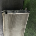 Радіатор охолодження двигуна мкпп Hyundai Tucson JM (2004-2009) 253102E500 Вживаний