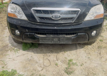 2699599 Kia Sorento JC (2002-2009) 3.3 Бензин   Автомат