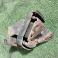 Подушка двигуна права Kia Sorento JC (2002-2009) 216124A100