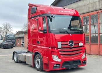 3327781 Mercedes-Benz Actros MP4 (2011-2018)  Дизель   Автомат