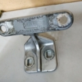 Петля двери задней правой нижняя Mercedes-Benz C-Class W203 (2000-2007) A2037300837