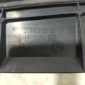 Внутрішня частина корпусу фільтра салону Mercedes-Benz C-Class W203 (2000-2007) A2038303203