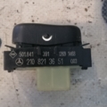 Кнопка Mercedes-Benz E-Class W210 (1995-2003) 2108213651