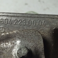кронштейн подушки (опори двигуна, правої) Mercedes-Benz E-Class W210 (1995-2003) 6042230004