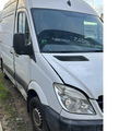 Авто на розборці MERCEDES-BENZ SPRINTER W906 316 2011 Рік Білий Двигун: Дизельний 2.2 л, OM651 D22 (651.955), рядний 4-циліндровий Коробка передач: Механічна 6-ступенева, модель 711.680 TSG 360  Задній міст: 741.415 HL O/30 C із передаточним числом 2.25