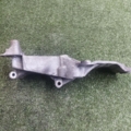 Кронштейн генератора-кондиціонера Nissan Juke F15 (2010-2019) 8200695957