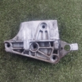Кронштейн опори двигуна Nissan Juke F15 (2010-2019) 8200206982