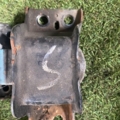Подушка (опора) двигуна, передня Nissan Note E11 (2004-2013) 11210AX60A