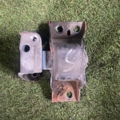 Подушка (опора) двигуна, передня Nissan Note E11 (2004-2013) 11210AX60A