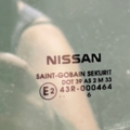Скло дверей передіх лівих Nissan Note E11 (2004-2013) 803019U000
