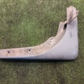 Бризговик передній лівий Nissan X-Trail T30 (2001-2007) 638558H300