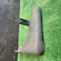 Бризговик передній лівий Nissan X-Trail T30 (2001-2007) 638558H300