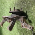 Цапфа перед ліва Nissan X-Trail T30 (2001-2007) 400158H300