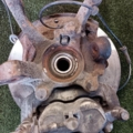 Цапфа передня ліва Nissan X-Trail T30 (2001-2007) 400158H300