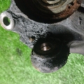 Цапфа передня права Nissan X-Trail T30 (2001-2007) 400148H300
