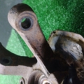 Цапфа передня права Nissan X-Trail T30 (2001-2007) 400148H300