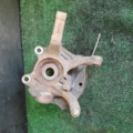цапфа передня права Nissan X-Trail T30 (2001-2007) 400148H300