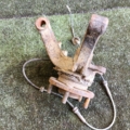 Цапфа передня права Nissan X-Trail T30 (2001-2007) 400148H300