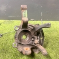 Цапфа передня права Nissan X-Trail T30 (2001-2007) 400148H300